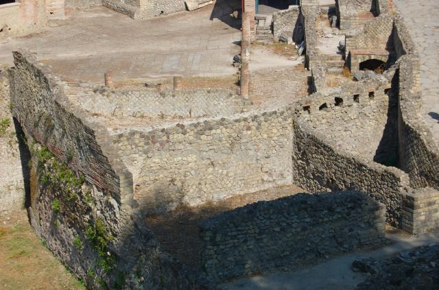 111-pompeii